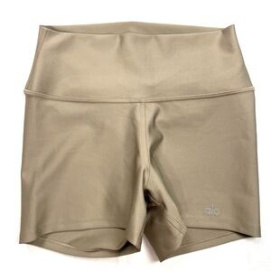 Alo Shorts Women's Small Beige High Waist Biker 4” Inseam Yoga Gym Training